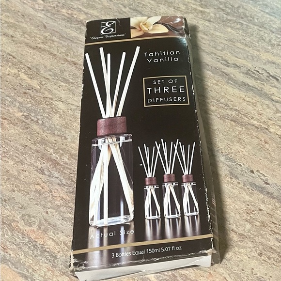 New Tahitian Vanilla set of three diffusers - Picture 4 of 16